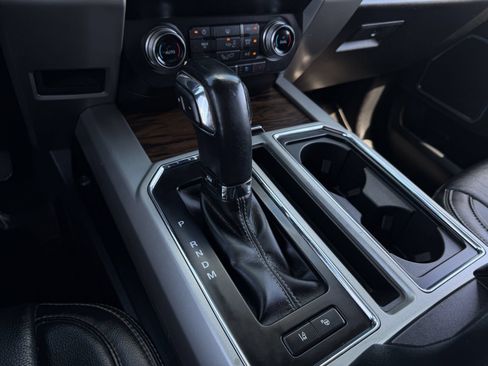 Used 2019 Ford F150 Lariat w/ Equipment Group 502A Luxury AWD/4WD image 19