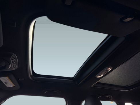 Used 2020 MINI Cooper S image 14