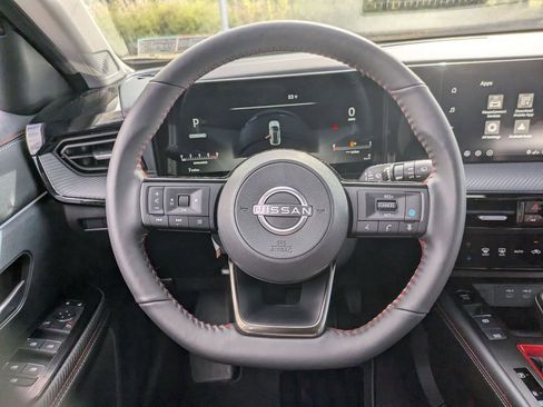 New 2026 Nissan Kicks SR w/ SR Premium Package image 10