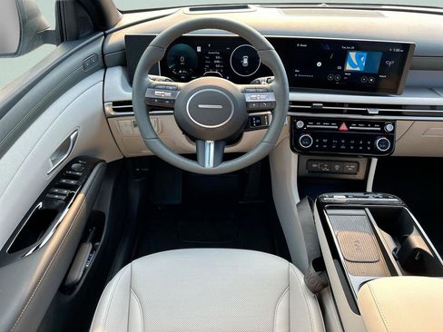 New 2026 Hyundai Tucson Limited image 17