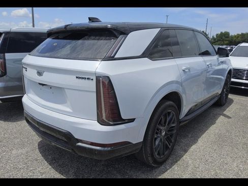 Used 2026 Cadillac Escalade IQ Sport 1 w/ LPO, ONYX Package AWD/4WD image 9