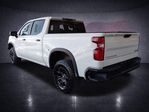 Used 2023 Chevrolet Silverado 1500 ZR2 w/ Technology Package AWD/4WD image 3