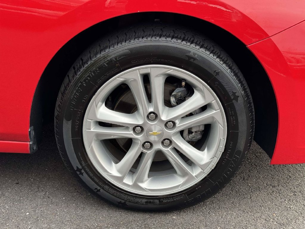 Used 2018 Chevrolet Cruze LT w/ LT Fleet Convenience Package FWD image 26
