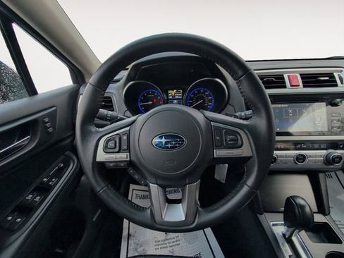 Used 2016 Subaru Outback 2.5i Limited AWD/4WD image 12