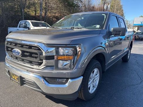 Used 2023 Ford F150 XLT image 9