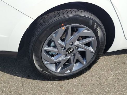 New 2026 Hyundai Elantra Blue image 23