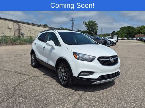 Used 2019 Buick Encore Sport Touring FWD image 8
