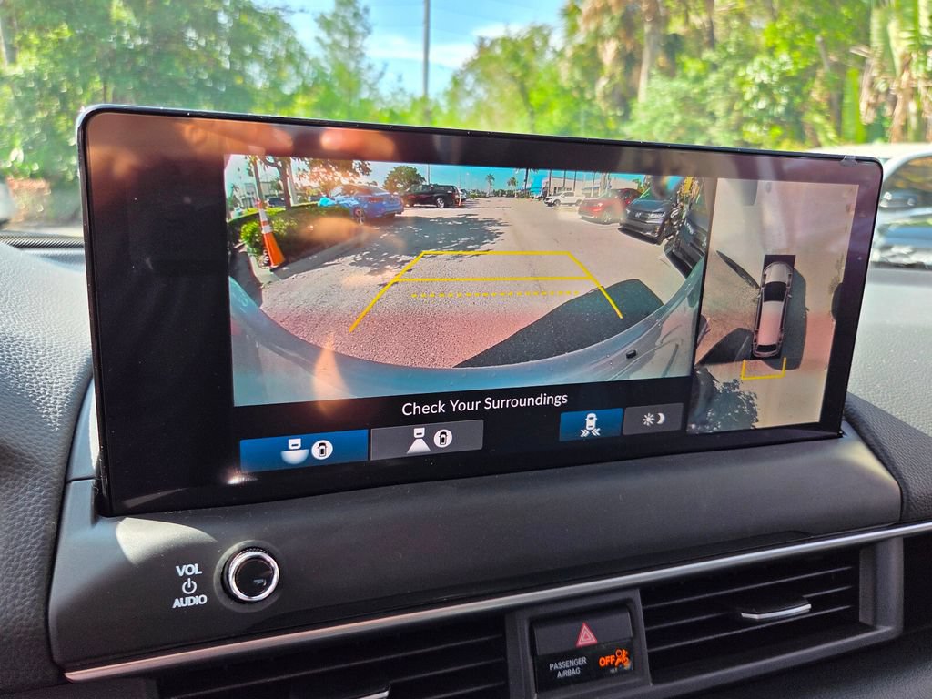 New 2026 Honda Pilot Touring image 16