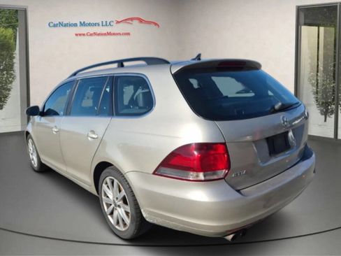 Used 2013 Volkswagen Jetta SE image 2