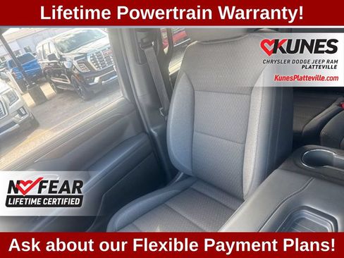 Used 2024 GMC Yukon SLE AWD/4WD image 16