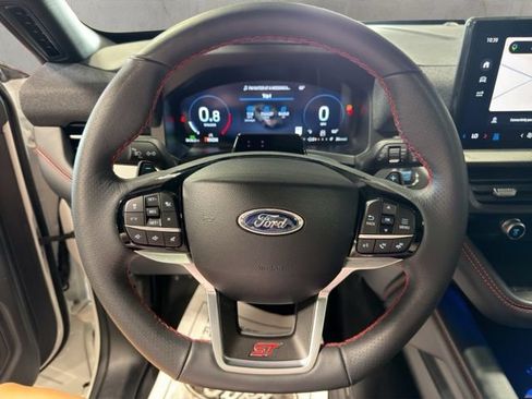Certified 2025 Ford Explorer ST AWD/4WD image 28