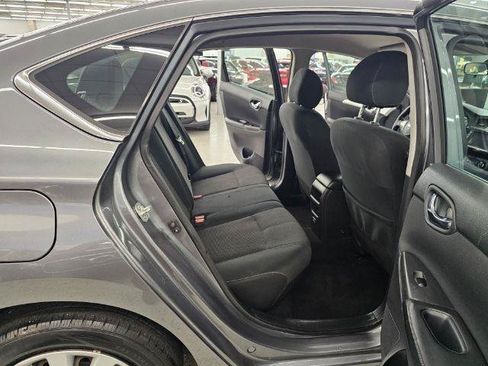 Used 2019 Nissan Sentra S FWD image 11