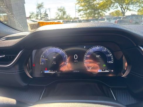 Used 2024 Jeep Grand Cherokee Altitude image 15