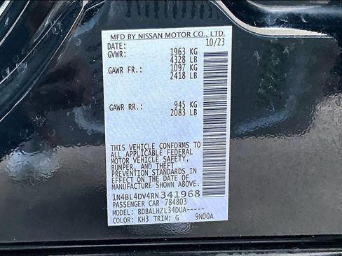Used 2024 Nissan Altima 2.5 SV FWD image 34
