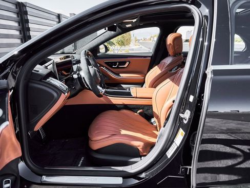 Used 2024 Mercedes-Benz S 63 AMG S image 31