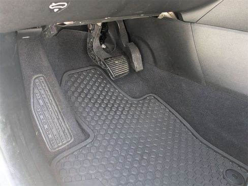 Used 2024 Jeep Compass Trailhawk image 15