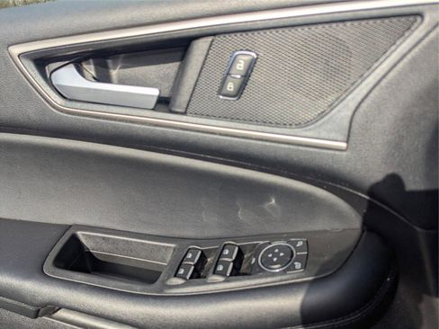 Used 2022 Ford Edge SEL AWD/4WD image 15