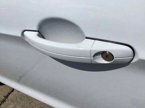 Used 2018 Ford Escape SEL w/ Ford Safe & Smart Package FWD image 25