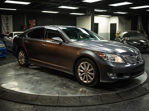 Used 2012 Lexus LS 460 AWD image 5