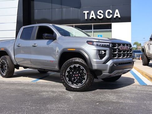 New 2026 GMC Canyon AT4 w/ AT4 Premium Package AWD/4WD image 1