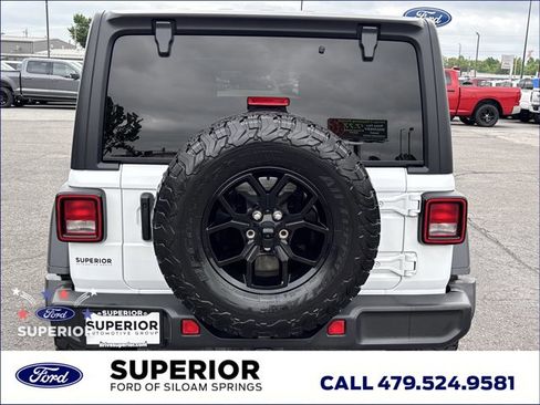 Used 2024 Jeep Wrangler Unlimited Sport AWD/4WD image 5