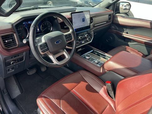 Used 2024 Ford Expedition Max Limited AWD/4WD image 15