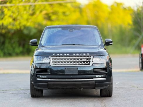 Used 2017 Land Rover Range Rover Supercharged AWD/4WD image 2