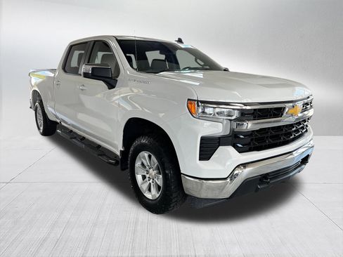 Used 2025 Chevrolet Silverado 1500 LT w/ Work Truck Package AWD/4WD image 3