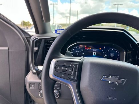 Used 2024 Chevrolet Silverado 1500 LT Trail Boss w/ Convenience Package II AWD/4WD image 26