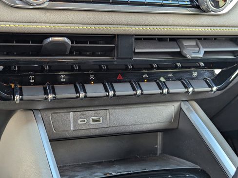 Used 2023 Chevrolet Colorado ZR2 w/ Desert Boss Special Edition image 29