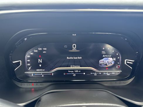 Used 2023 GMC Yukon Denali image 11