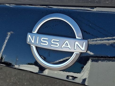 Used 2023 Nissan Altima 2.5 SR FWD image 33
