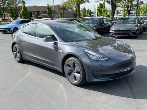 Used 2018 Tesla Model 3 Long Range RWD image 5