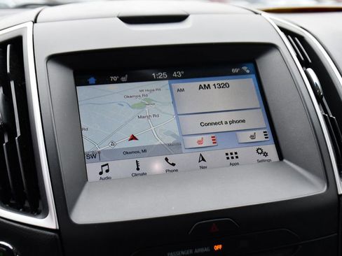 Used 2017 Ford Edge SEL w/ Equipment Group 201A AWD/4WD image 29