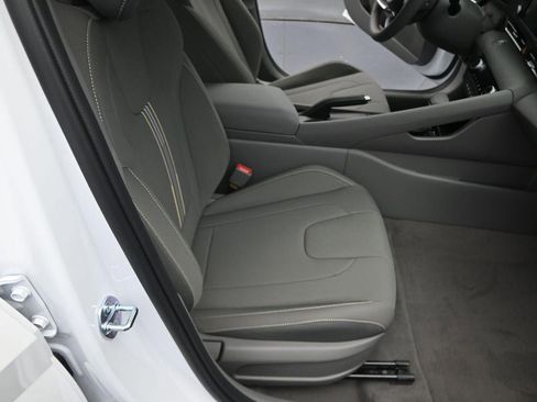 New 2025 Hyundai Elantra Sport image 33