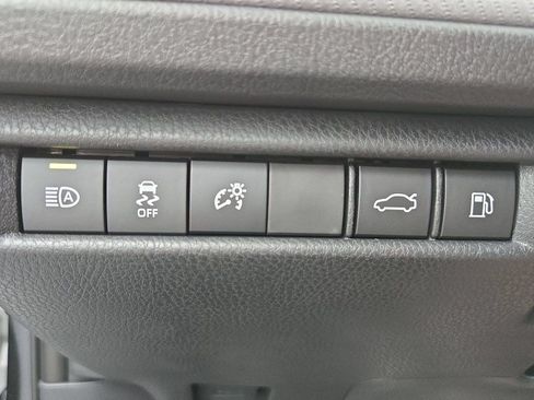 Certified 2026 Toyota Camry SE w/ Convenience Package FWD image 24