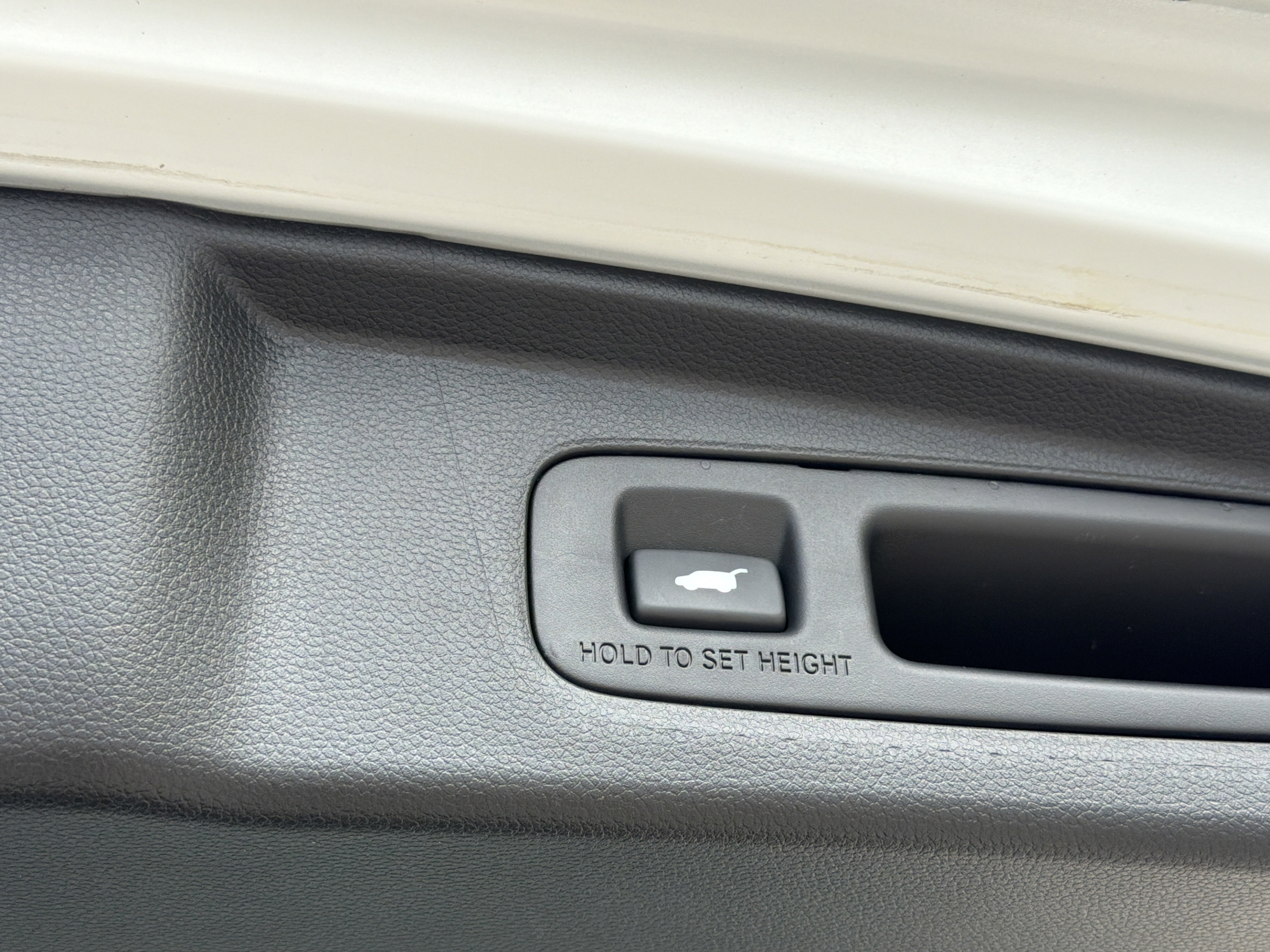 Used 2023 Honda CR-V EX-L image 26