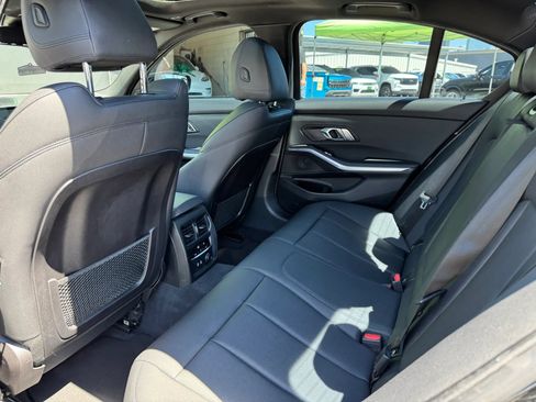 Used 2019 BMW 330i Sedan w/ Convenience Package RWD image 14