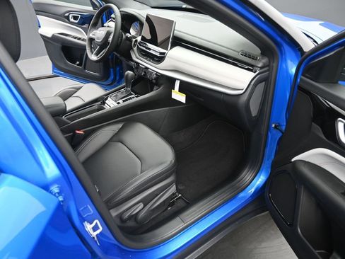 New 2026 Jeep Compass Limited image 9