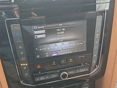 Used 2021 INFINITI QX80 Sensory w/ Cargo Package image 24