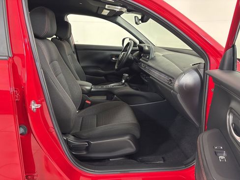 Used 2024 Honda HR-V Sport image 10