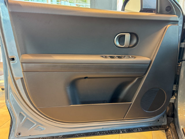 New 2027 Hyundai Ioniq 5 SEL AWD/4WD image 9