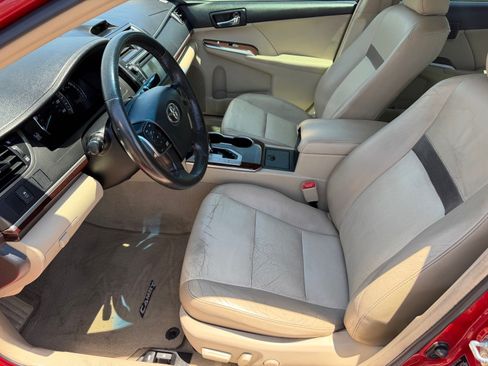 Used 2012 Toyota Camry XLE w/ Leather Pkg FWD image 15