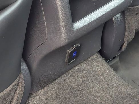 Used 2024 Toyota Camry SE image 18