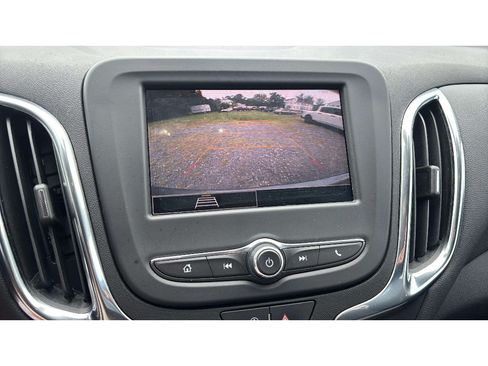 Used 2024 Chevrolet Equinox LT AWD/4WD image 17