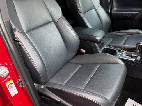 Used 2017 Toyota RAV4 SE w/ Power Extra Value Package AWD/4WD image 18