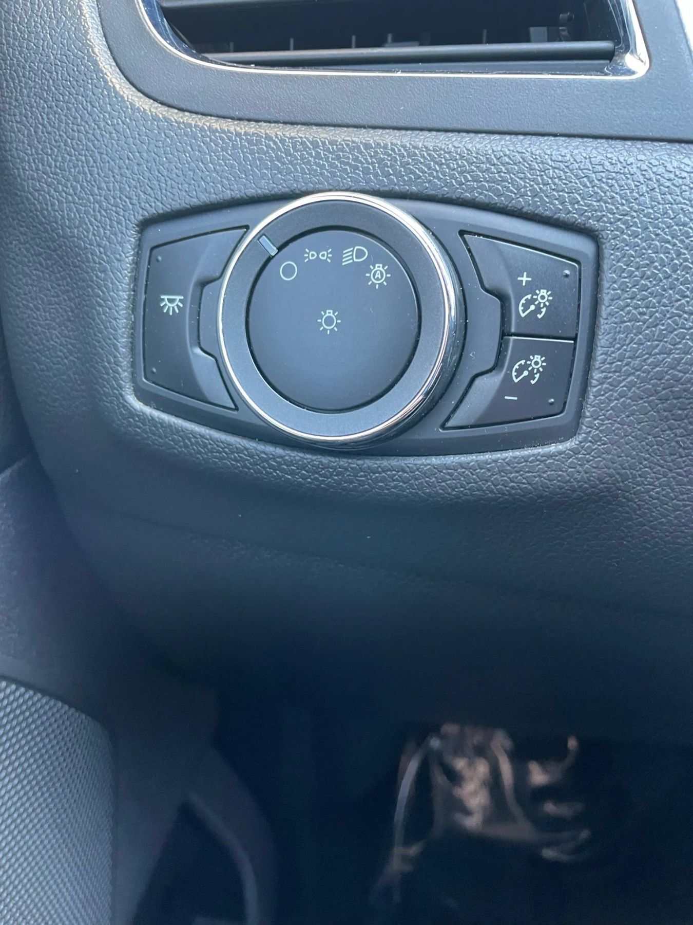 Used 2014 Ford Edge SEL w/ Equipment Group 205A AWD/4WD image 14