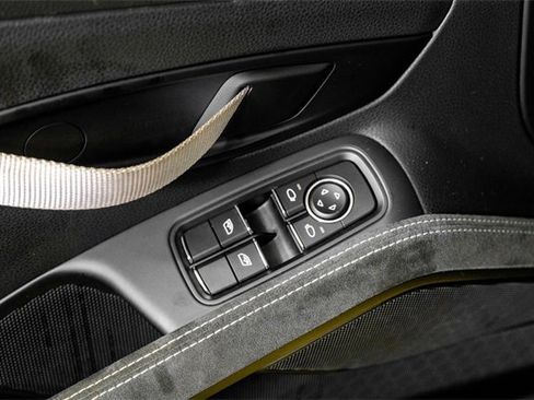 Used 2020 Porsche 718 Cayman GT4 image 26