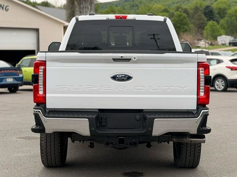 Used 2024 Ford F250 Lariat w/ Chrome Package AWD/4WD image 6