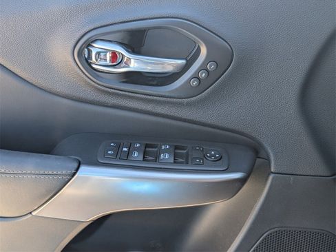 Certified 2022 Jeep Cherokee Limited image 29